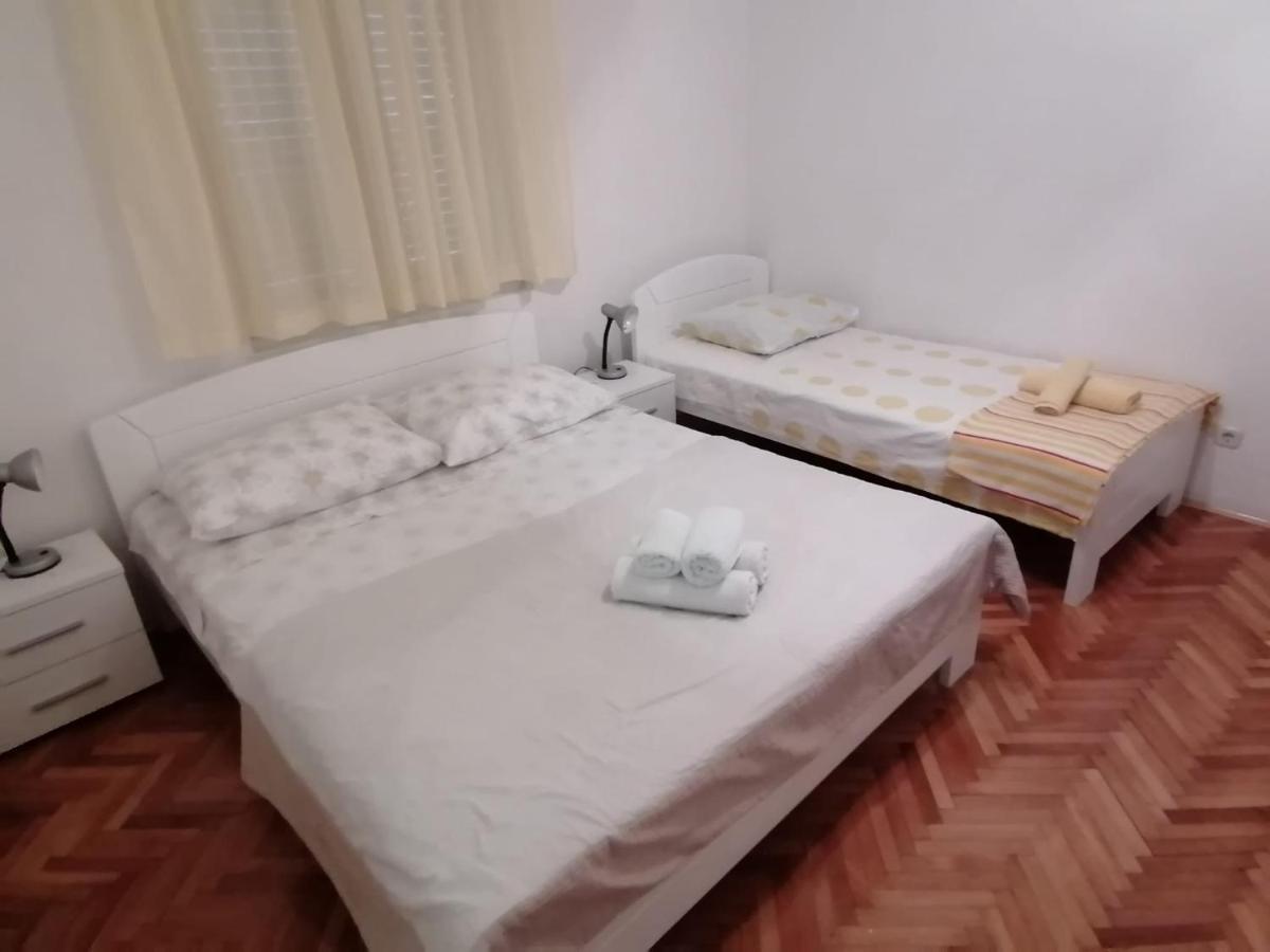Apartments Piko2 イェルサ エクステリア 写真