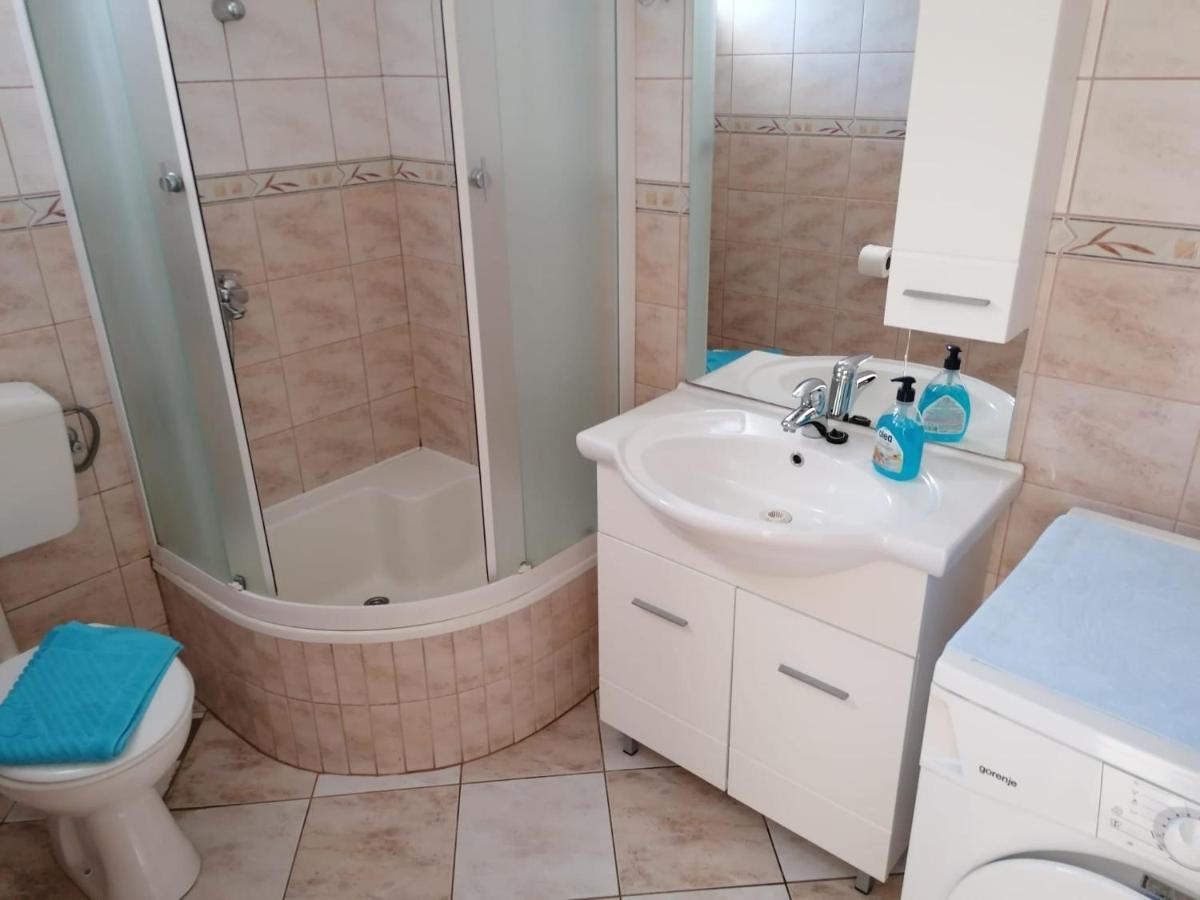 Apartments Piko2 イェルサ エクステリア 写真